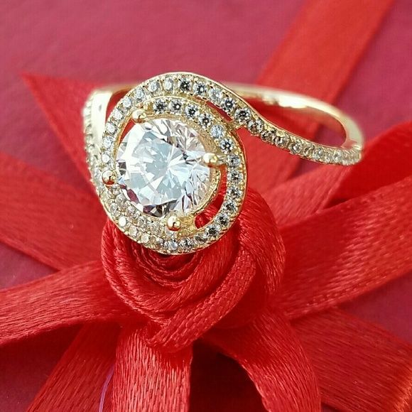 14k Yellow Gold Engagement Ring Round Cut